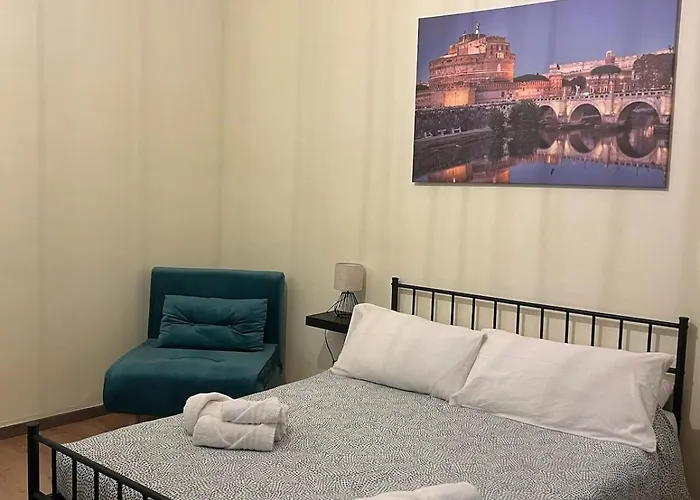 Appartement Domus Marrana - 15 Minutes Far Away From Coloseum Rome