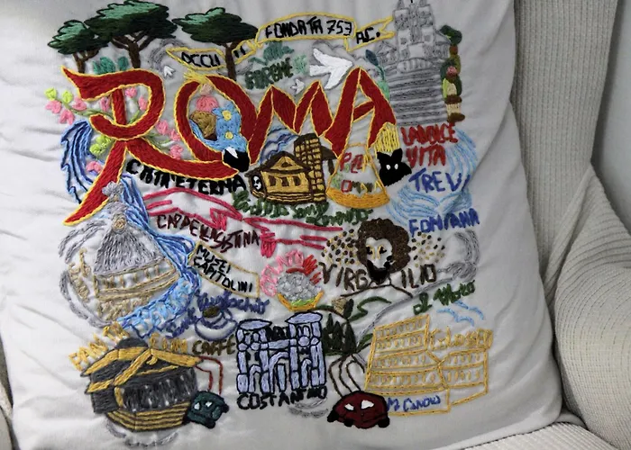 Appartement Domus Marrana - 15 Minutes Far Away From Coloseum Rome